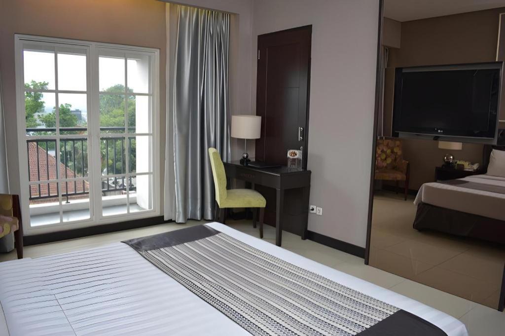 The Mirah Hotel Bogor Ngoại thất bức ảnh