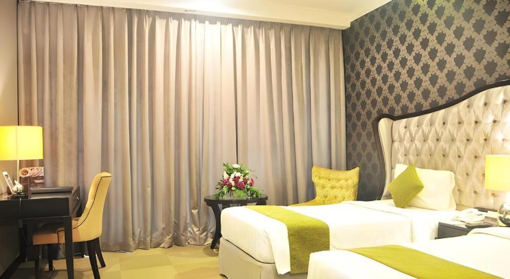 The Mirah Hotel Bogor Ngoại thất bức ảnh