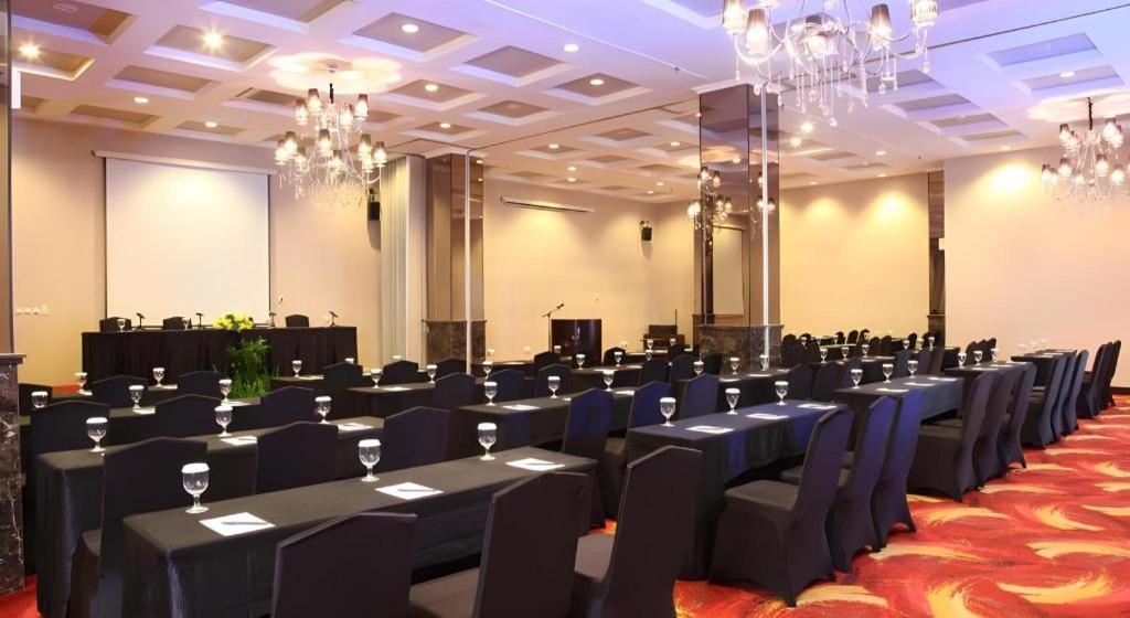 The Mirah Hotel Bogor Ngoại thất bức ảnh