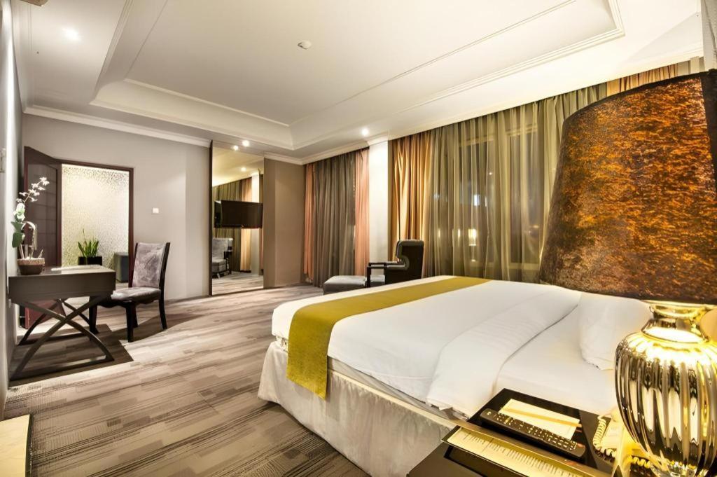 The Mirah Hotel Bogor Ngoại thất bức ảnh